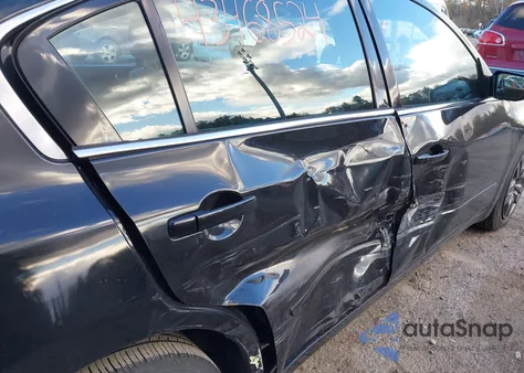 2011 Nissan Altima 2.5 S z USA, uszkodzony, nr VIN 1N4AL2AP1BN472562